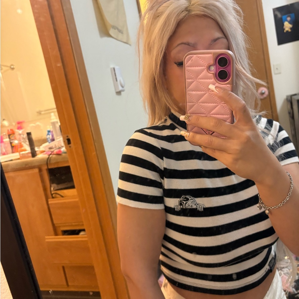 Source Unknown Black & White Striped Crop Top - Picture 2 of 3